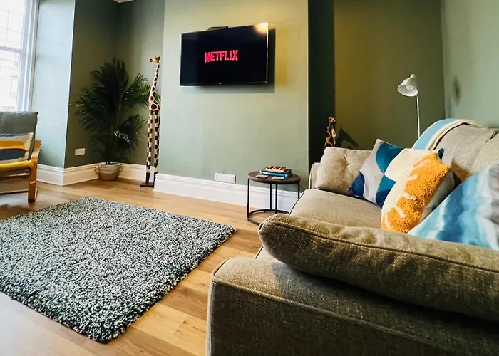 Coastal Escape At 31, Scarborough Holiday Home