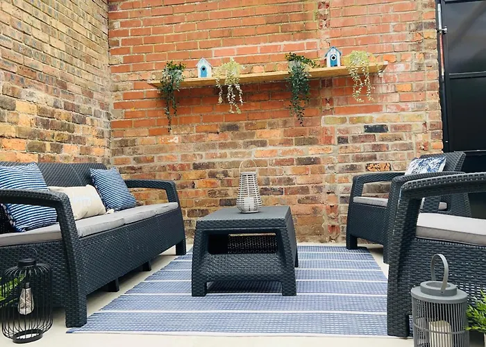 Coastal Escape At 31, Scarborough Holiday Home