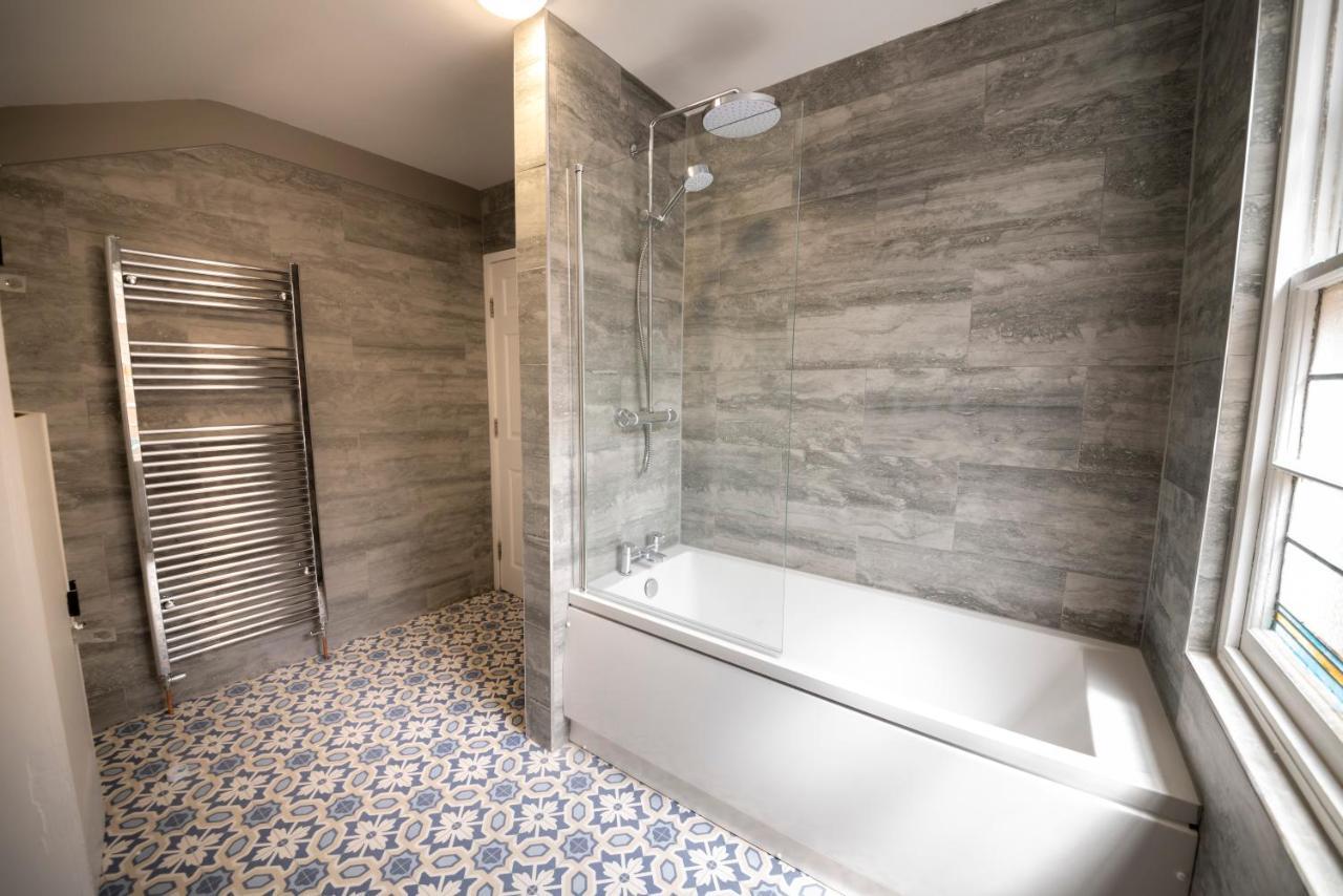Coastal Escape At 31, * Scarborough